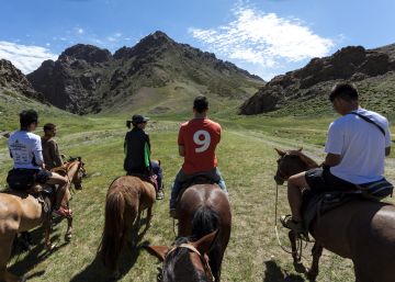 Cabalgar por la estepa como Gengis Kan y otras nueve experiencias que solo vivirás en Mongolia Cabalgar por la estepa como Gengis Kan y otras nueve experiencias que solo vivirás en Mongolia