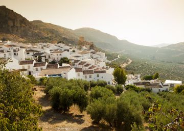 Los 10 pueblos más bonitos de Andalucía, según los lectores de EL PAÍS Los 10 pueblos más bonitos de Andalucía, según los lectores de EL PAÍS