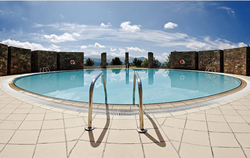La piscina de El Folgueiróu, en Illano, es un lugar perfecto para desconectar del mundo