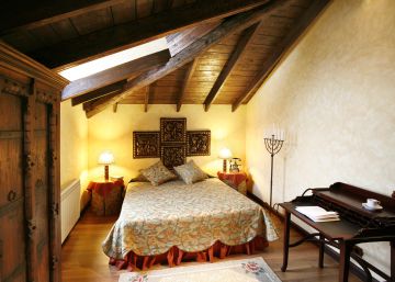 Real Casona de las Amas, un alto en el Camino con siglos de historia Real Casona de las Amas, un alto en el Camino con siglos de historia
