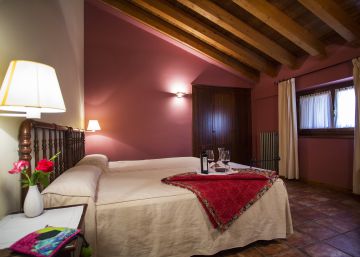 Villa de Ábalos, el encanto de un hotel
con su propio rioja Villa de Ábalos, el encanto de un hotel
con su propio rioja