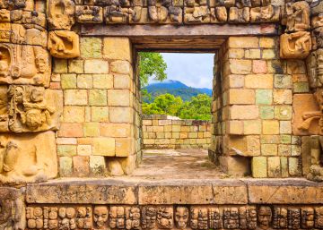 Copán, la ciudad de los reyes de piedra Copán, la ciudad de los reyes de piedra