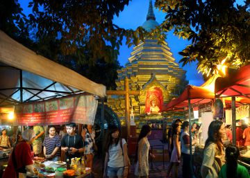 306 peldaños y una reliquia en Chiang Mai 306 peldaños y una reliquia en Chiang Mai