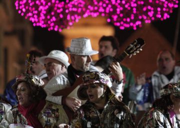 Está usted en una calle protegida por el Carnaval de Cádiz Está usted en una calle protegida por el Carnaval de Cádiz