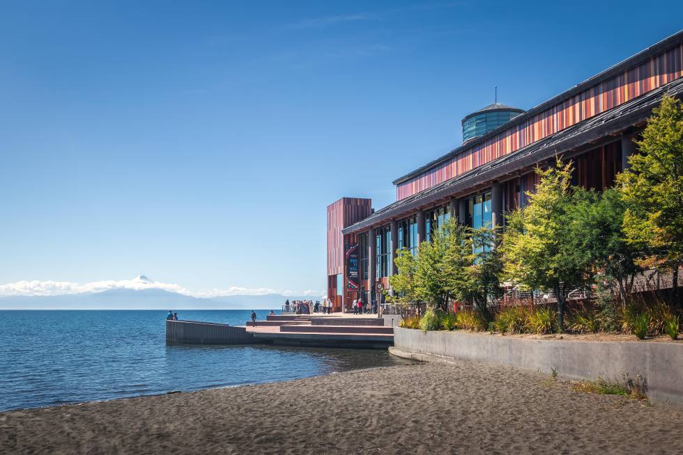 Exterior del Teatro del Lago, en Frutillar.