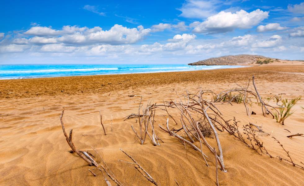 Playa dunar en el parque regional de Calblanque (Murcia).