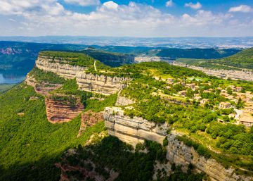 Tavertet, un secreto entre riscos Tavertet, un secreto entre riscos