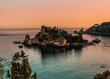 Taormina, la costa feliz de Sicilia Taormina, la costa feliz de Sicilia