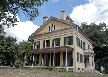 Amherst, el mundo de Emily Dickinson Amherst, el mundo de Emily Dickinson