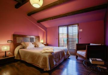 Una habitación de La Posada del Casar, en Las Hurdes (Cáceres).