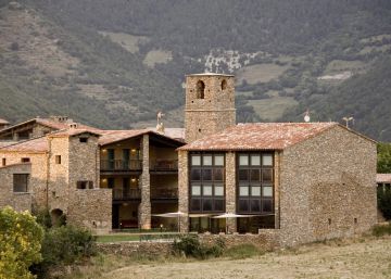 Hosteria Toloriu 1848, silencio y bonitas vistas a la sierra del Cadí Hosteria Toloriu 1848, silencio y bonitas vistas a la sierra del Cadí