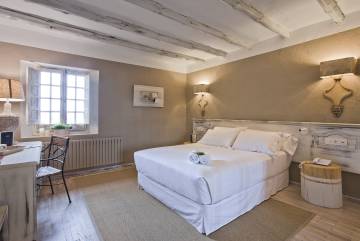 Una de las habitaciones del hotel El Toro.