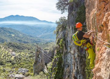 15 vías ferratas en España para vivir emociones de altura, pero con poco riesgo 15 vías ferratas en España para vivir emociones de altura, pero con poco riesgo
