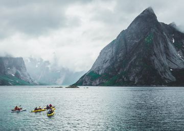 Viaje a las Lofoten, islas de montañas, frailecillos y leyendas de troles Viaje a las Lofoten, islas de montañas, frailecillos y leyendas de troles