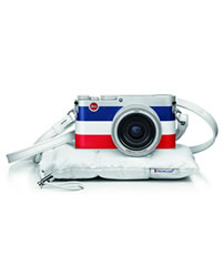 Una cámara en edición limitada MONCLER PARA LEICA