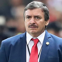 Óscar Ramírez – 53 años