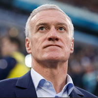 Didier Deschamps – 49 años