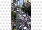 Miles de desempleados marchan por Buenos Aires para pedir trabajo