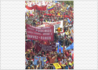 Un muerto y tres heridos por una explosión durante la marcha en Caracas a favor de Chávez