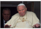 El cardenal Ratzinger excluye una renuncia de Juan Pablo II al papado