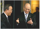 Ban Ki-moon pide a Olmert un