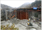 Tres muertos al hundirse la obra de un túnel en Andorra