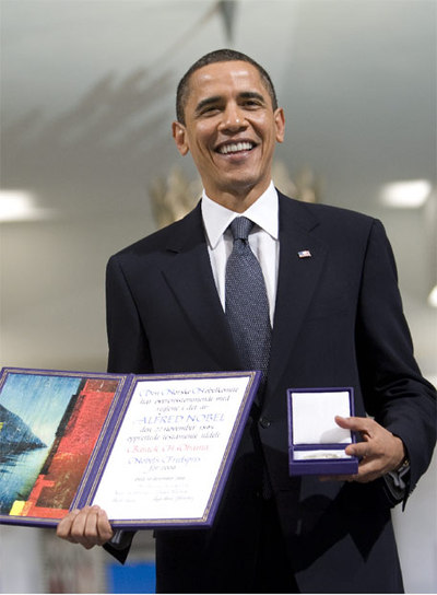 FOTOGALERIA: Medalla y diploma