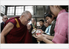 Obama recibe al Dalai Lama pese a las críticas de China