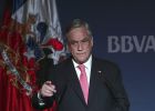 Piñera cambia su Gabinete con el apoyo a su gestión por los suelos