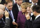 La crisis griega mina la coalición de Merkel