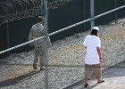 EE UU transfiere a dos prisioneros de Guantánamo a El Salvador