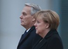 Merkel y Ayrault urgen a una decisión sobre Grecia el martes