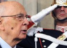 Napolitano avisa a Berlusconi de que debe acatar su condena
