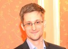 Snowden reaparece entre sombras