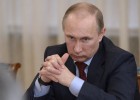 Putin llama a Obama para buscar una salida diplomática en Ucrania