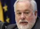 La izquierda presionará a Cañete en la Eurocámara