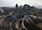 Despedido un experto holandés por mostrar los cadáveres del MH17