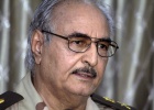 El Ejército libio arropa al general golpista para “liberar” Bengasi