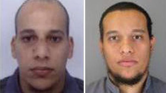 Els germans Chérif i Said Kouachi en una imatge difosa per la policia francesa.