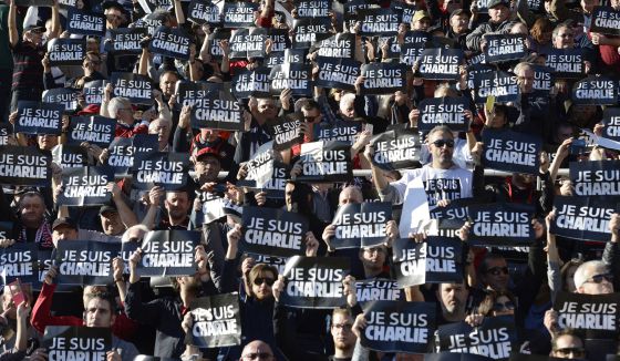 Asistentes a un partido de rugby en Toulon (Francia)