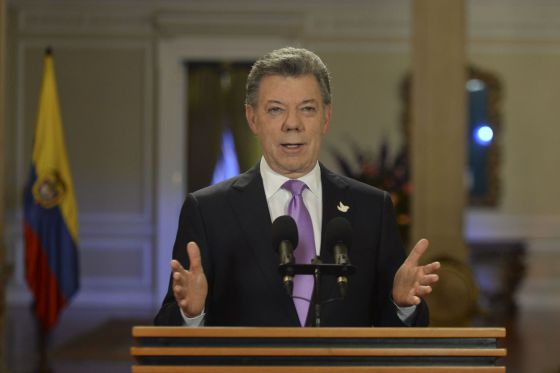 El presidente Juan Manuel Santos da un mensaje este martes.