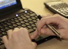 Más de 2.700 pueblos no pueden navegar por Internet a 10 megas