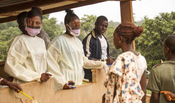 Ébola: frontera entre Sierra Leona y Liberia
