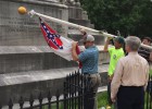 Alabama retira la bandera confederada del Capitolio