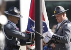 La bandera confederada deja de ondear en Carolina del Sur