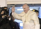 Papa pede que se encontre um caminho que resolva a crise grega