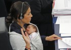 La UE retira la proposta de baixa maternal, bloquejada des del 2010