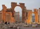 Estado Islâmico destrói o Arco do Triunfo de Palmira, na Síria