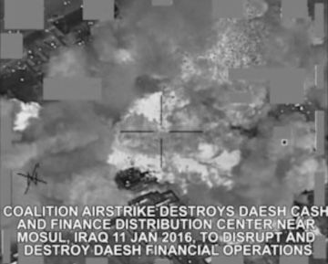 Ataque aéreo de la coalición contra el ISIS.