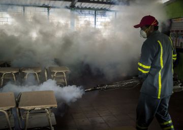 Encontrar al mosquito del zika, casa por casa
